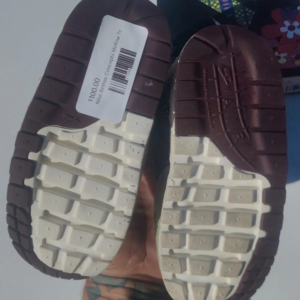 Nike Concepts Air Max 1 SP (TD) 7c - Picture 3 of 3